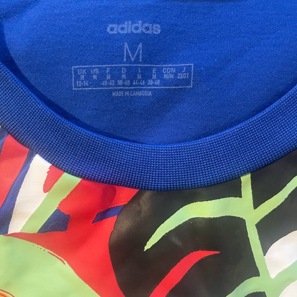 Adidas Women's Top Size Medium - Picture 2 of 2
